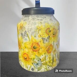Large Spring Daffodil Cookie Jar